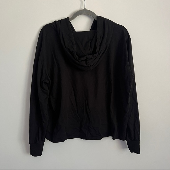 Disney Embroidered Floral Hidden Mickey Black Cropped Hoodie-Women’s Size XL - Picture 5 of 6